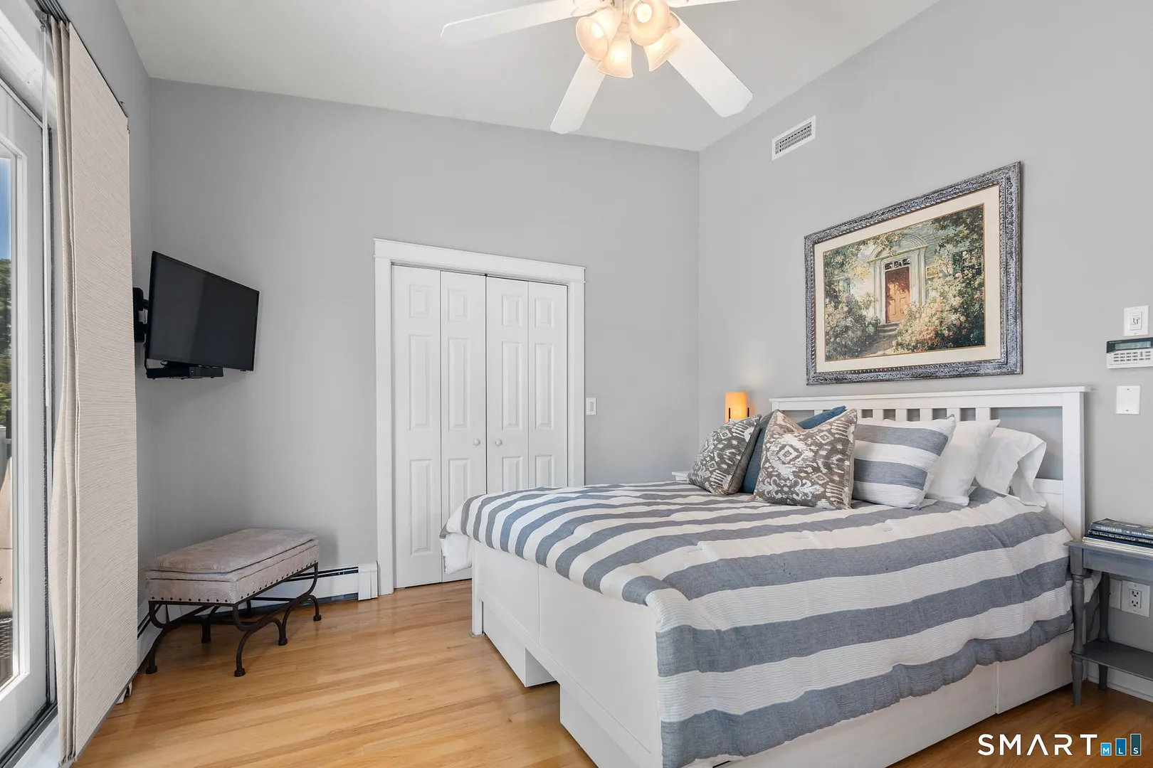 10 Marion Avenue Photo 16