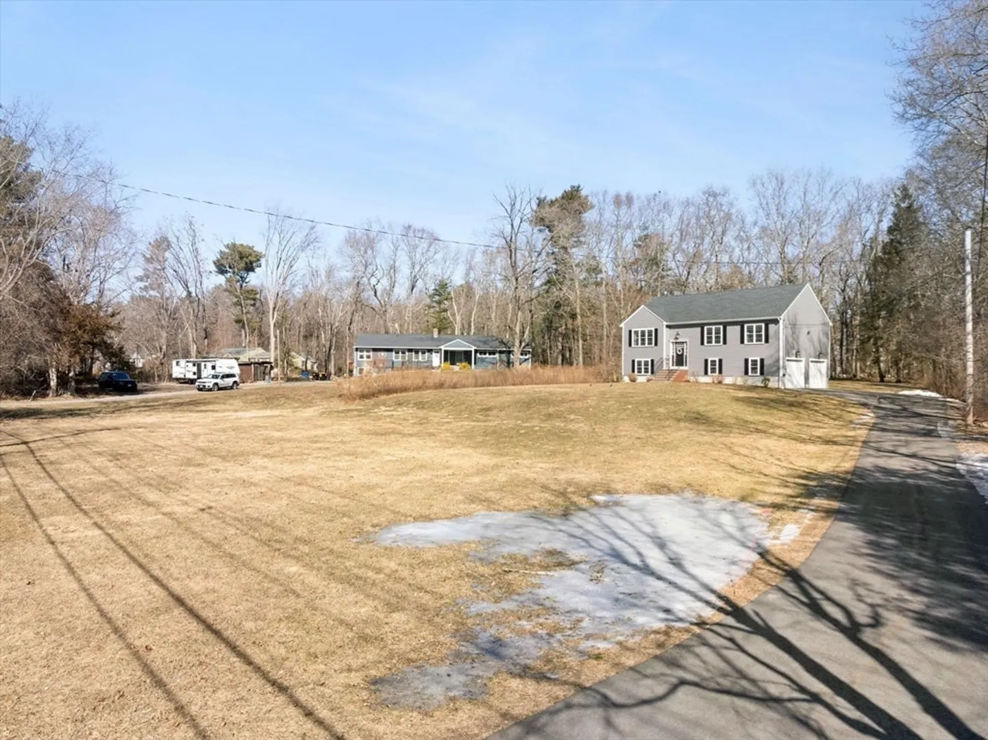 207 Oak St Photo 40