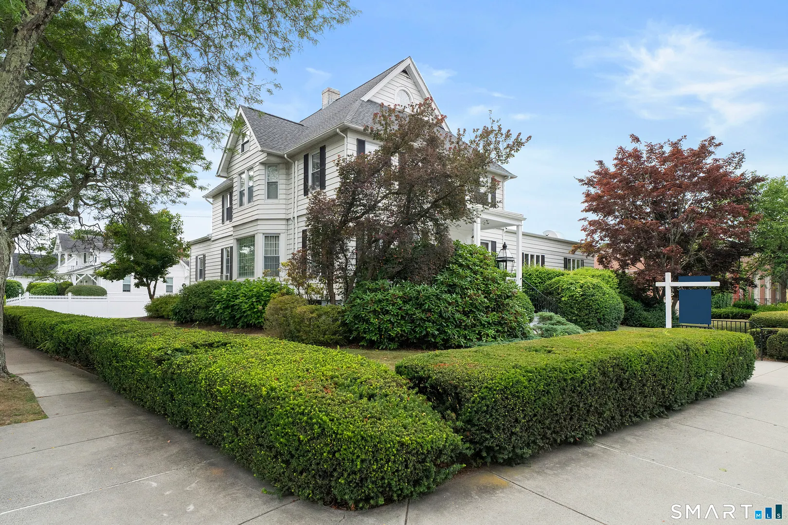 32 East Main Street Photo 21