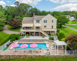 20 Laura Drive