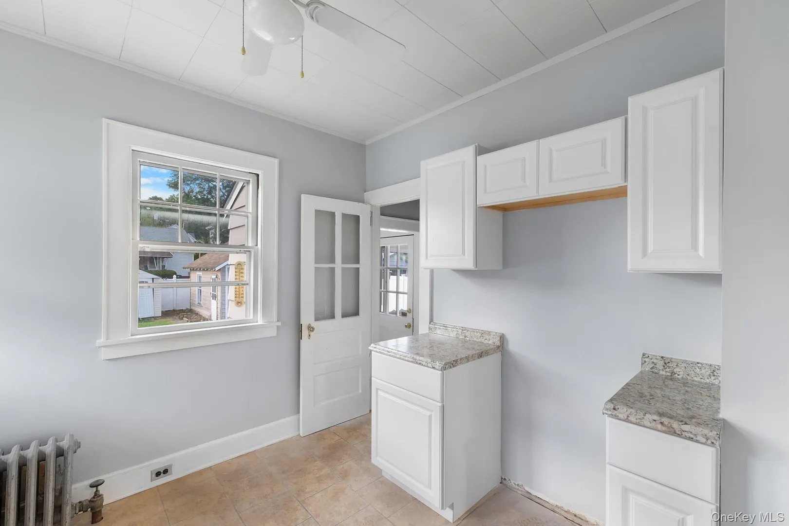 16 Oak Terrace Photo 10