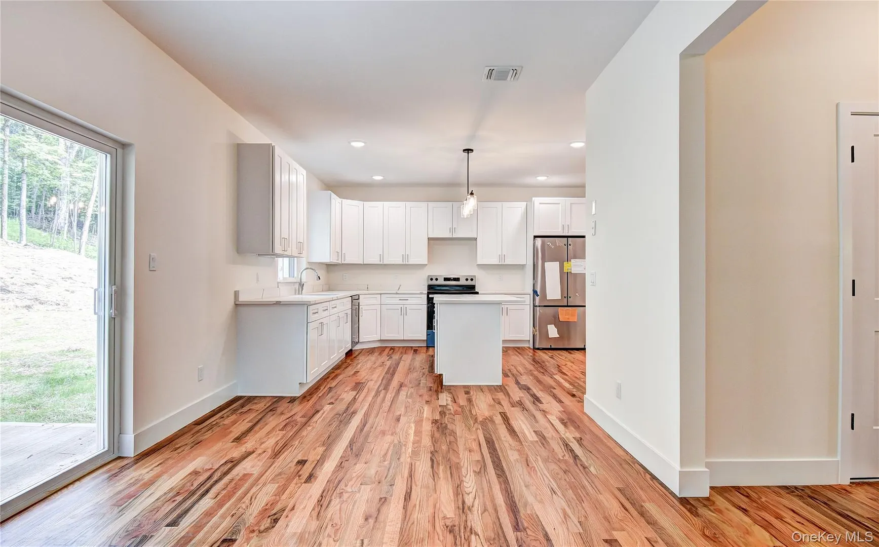 25 Tamarack Drive Photo 19