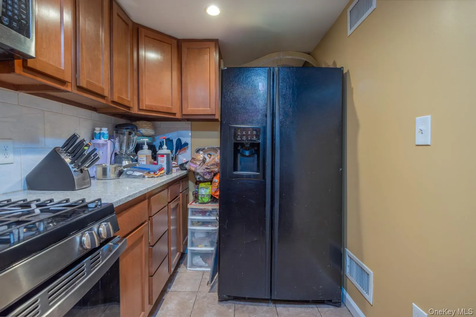 280 1st Street Photo 12