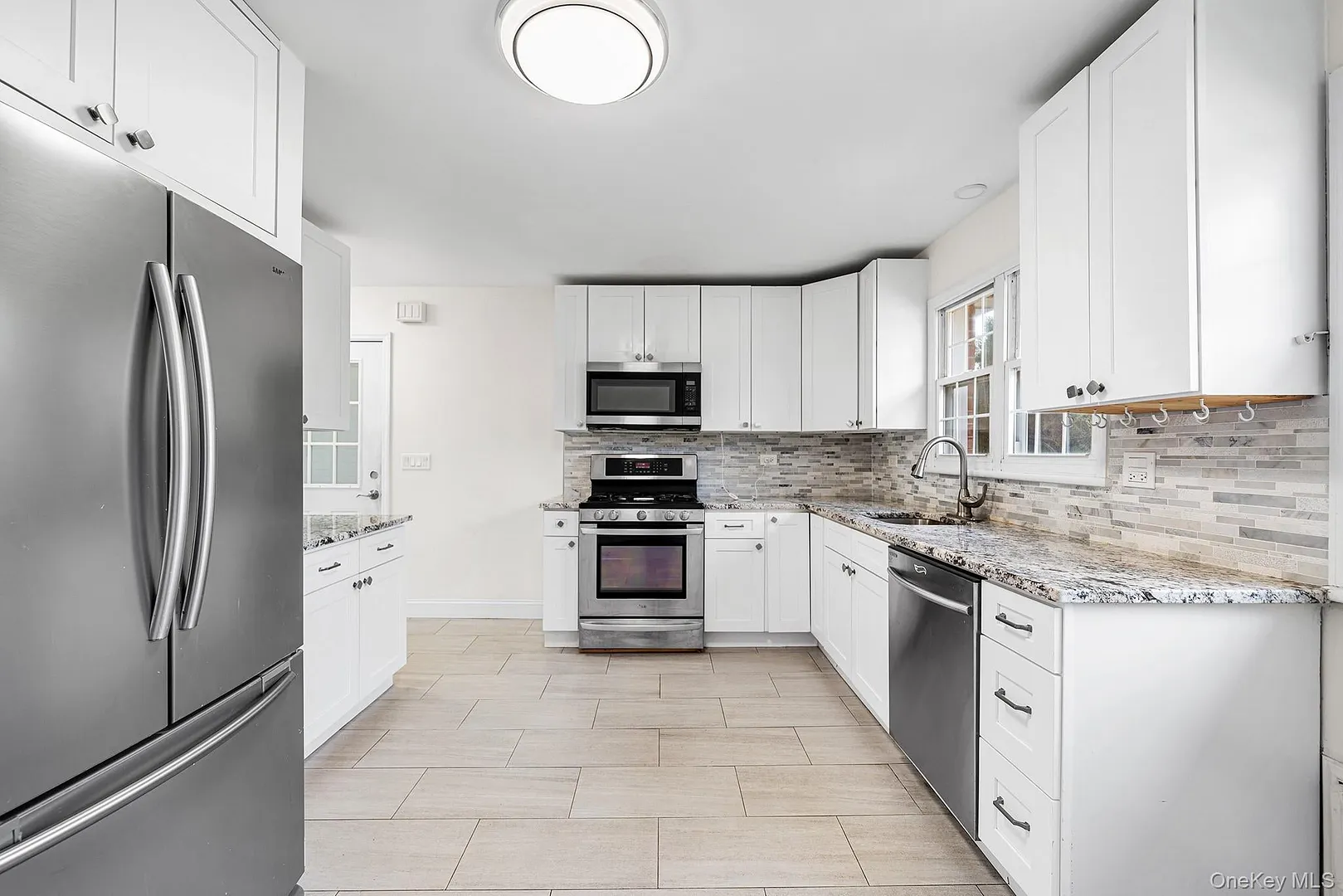 9 Sunrise Terrace Photo 6