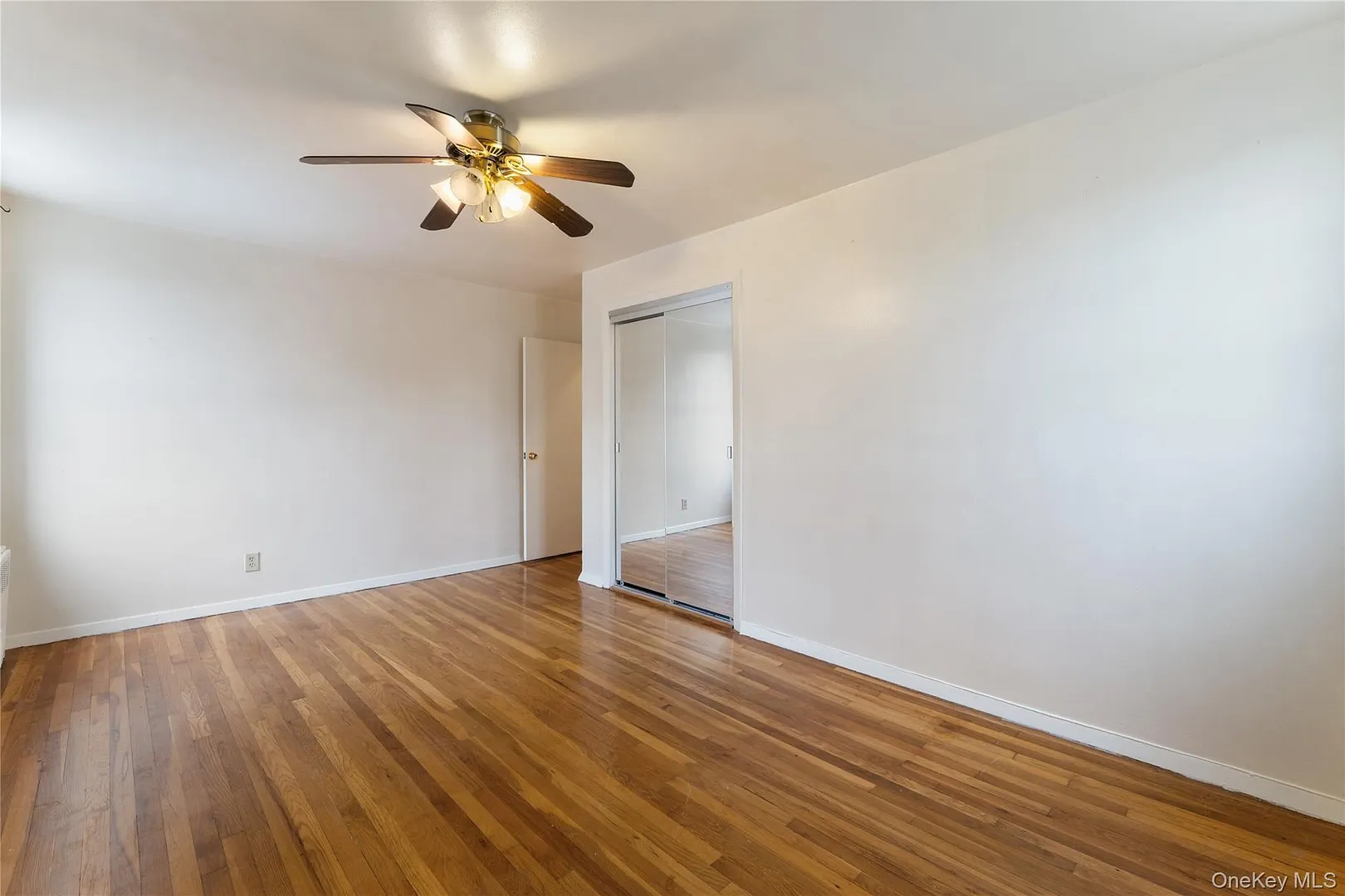 300 N Broadway  #7B Photo 7