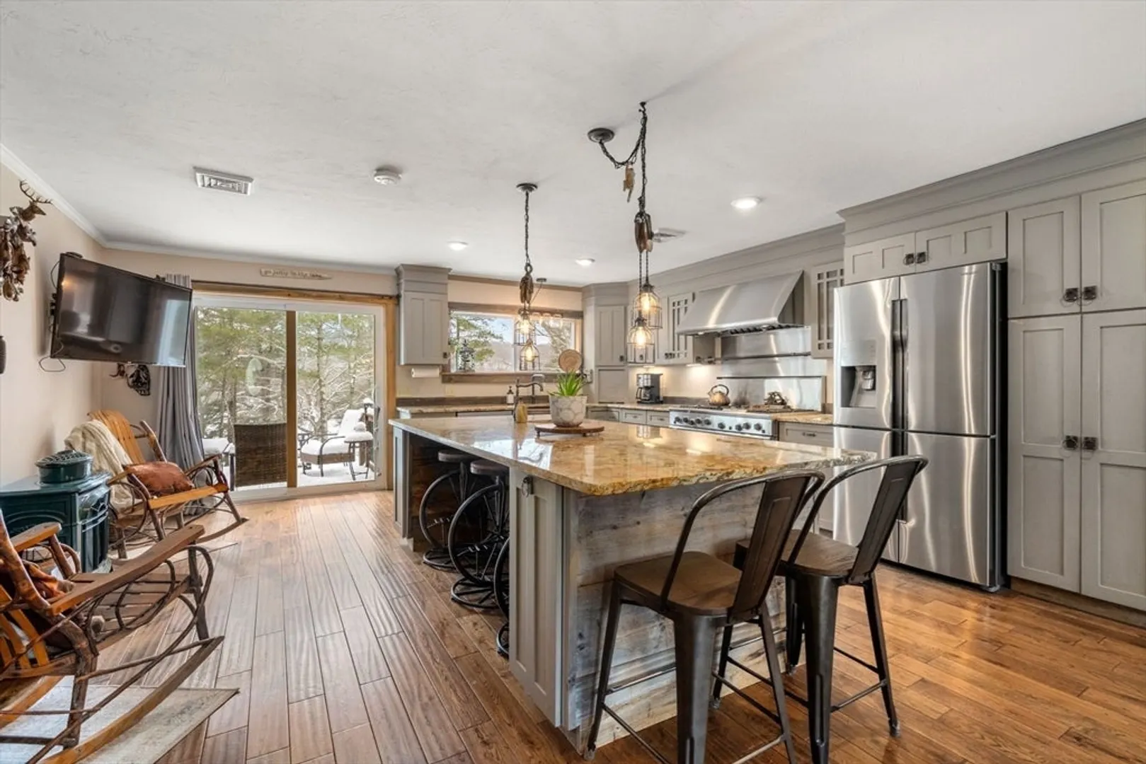 43 Ridge Way Photo 3