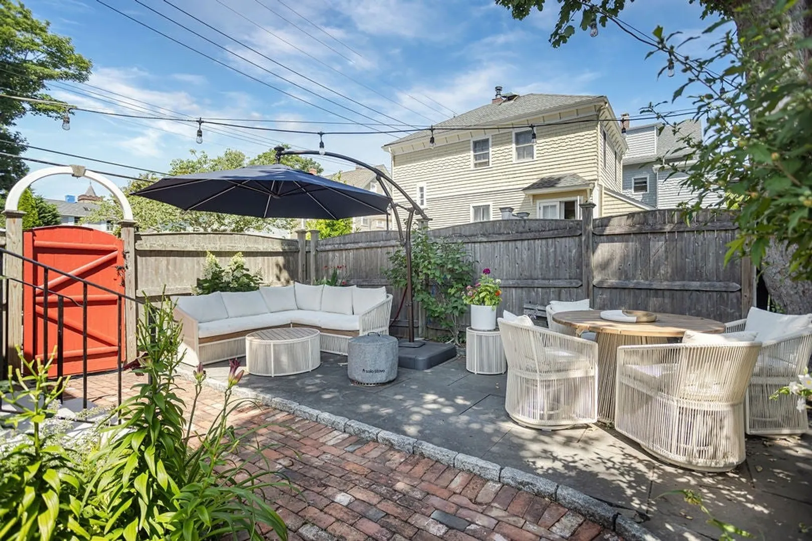 43 Poplar Street Photo 9