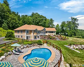 9 Reed Hill Road
