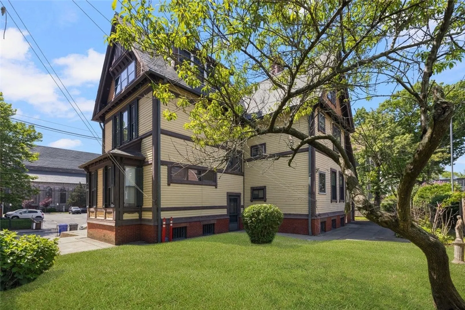 20 Bainbridge Avenue Photo 44