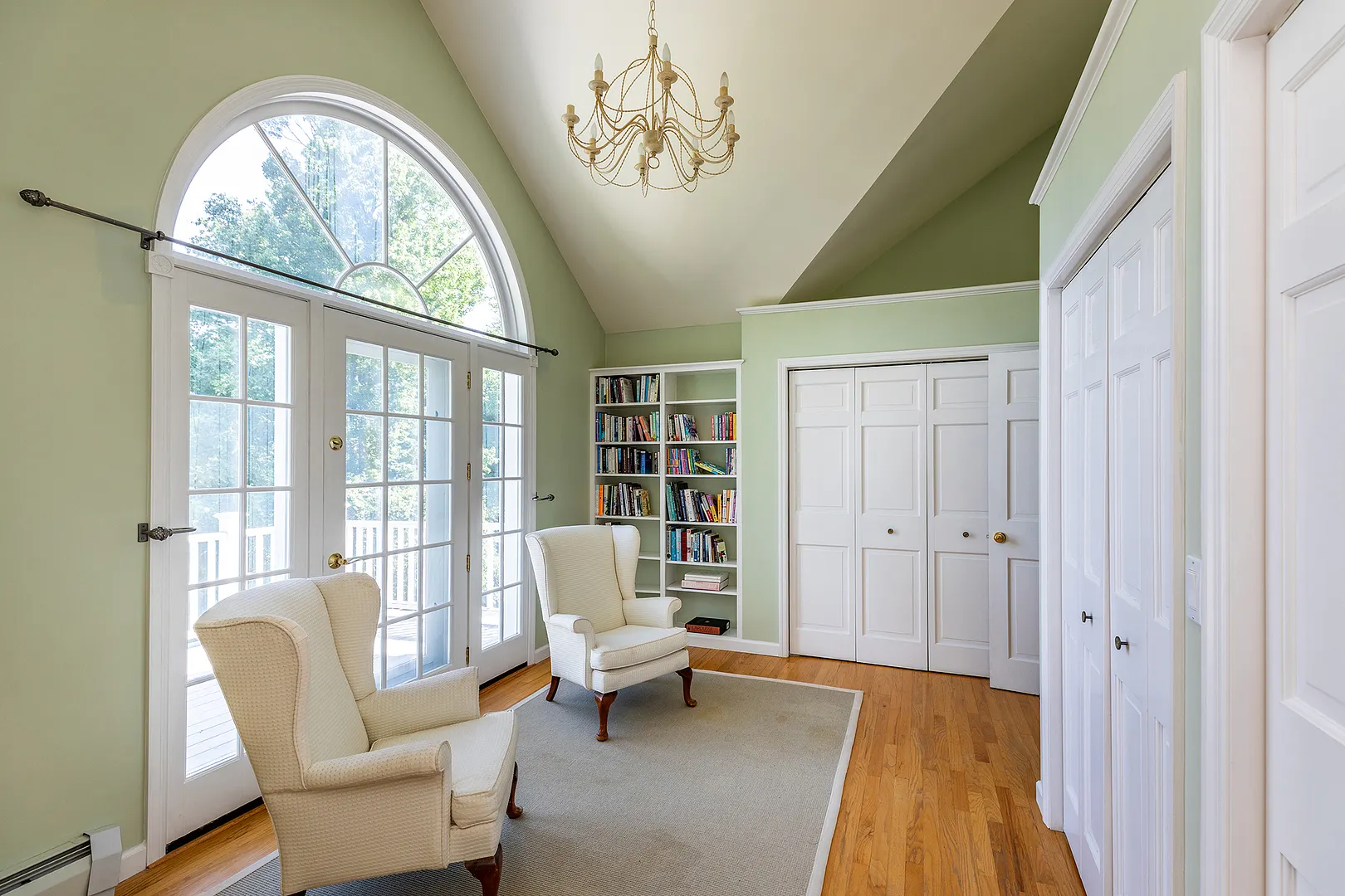 37 Woodruff Lane Photo 18