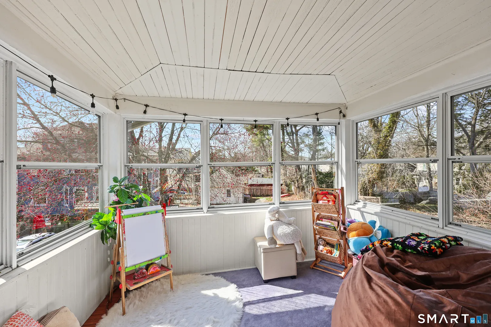 1720 Whitney Avenue Photo 19