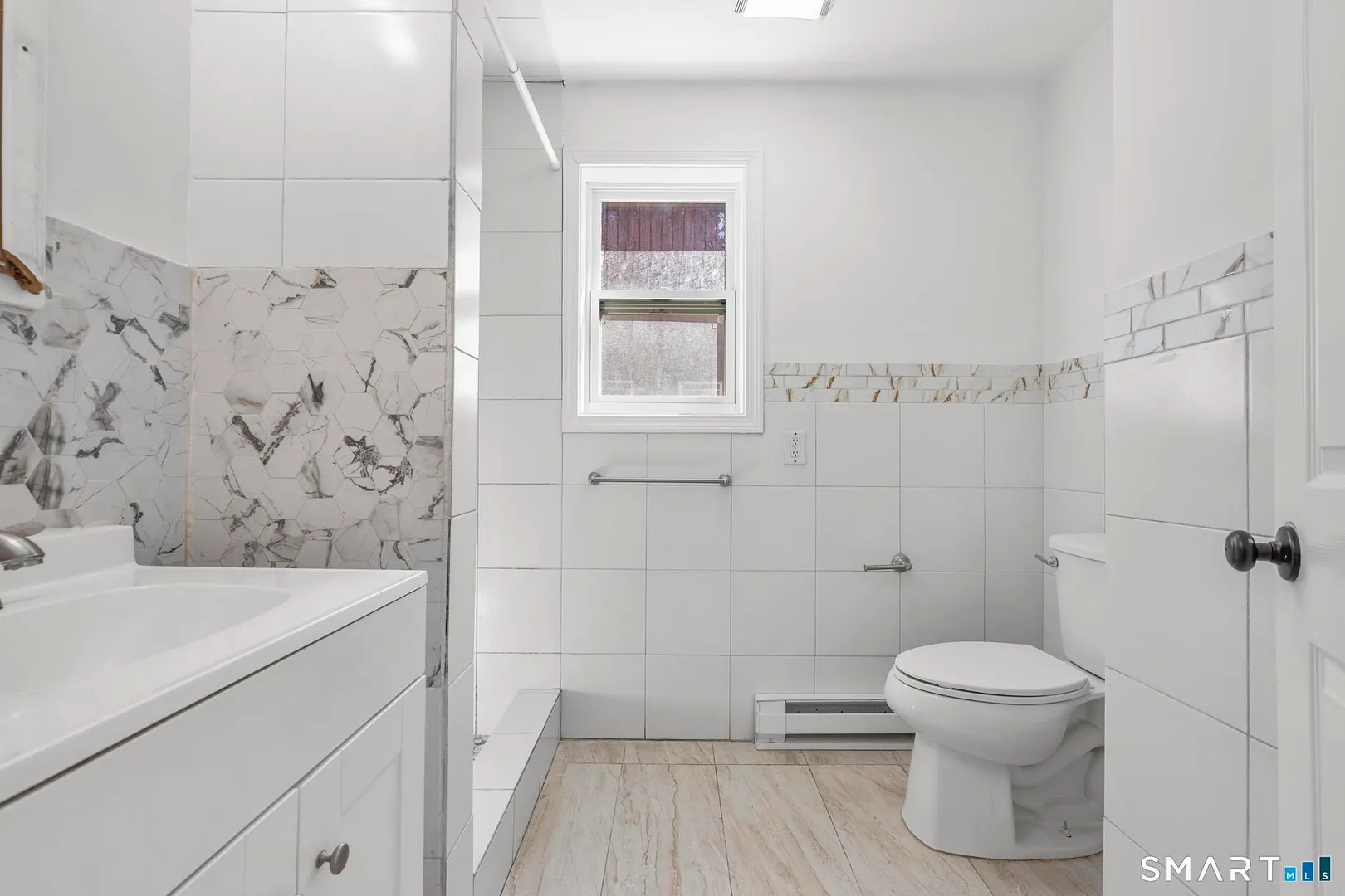 28-32 Starr Avenue  #11 Photo 16