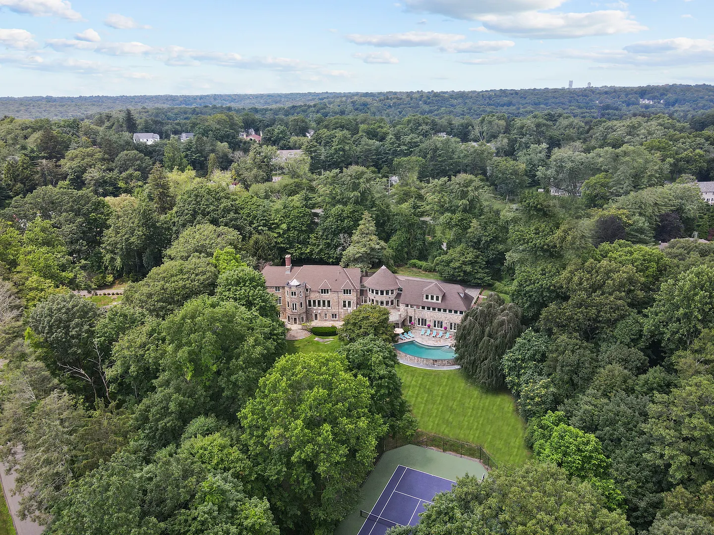383 Woodlands Road Photo 1