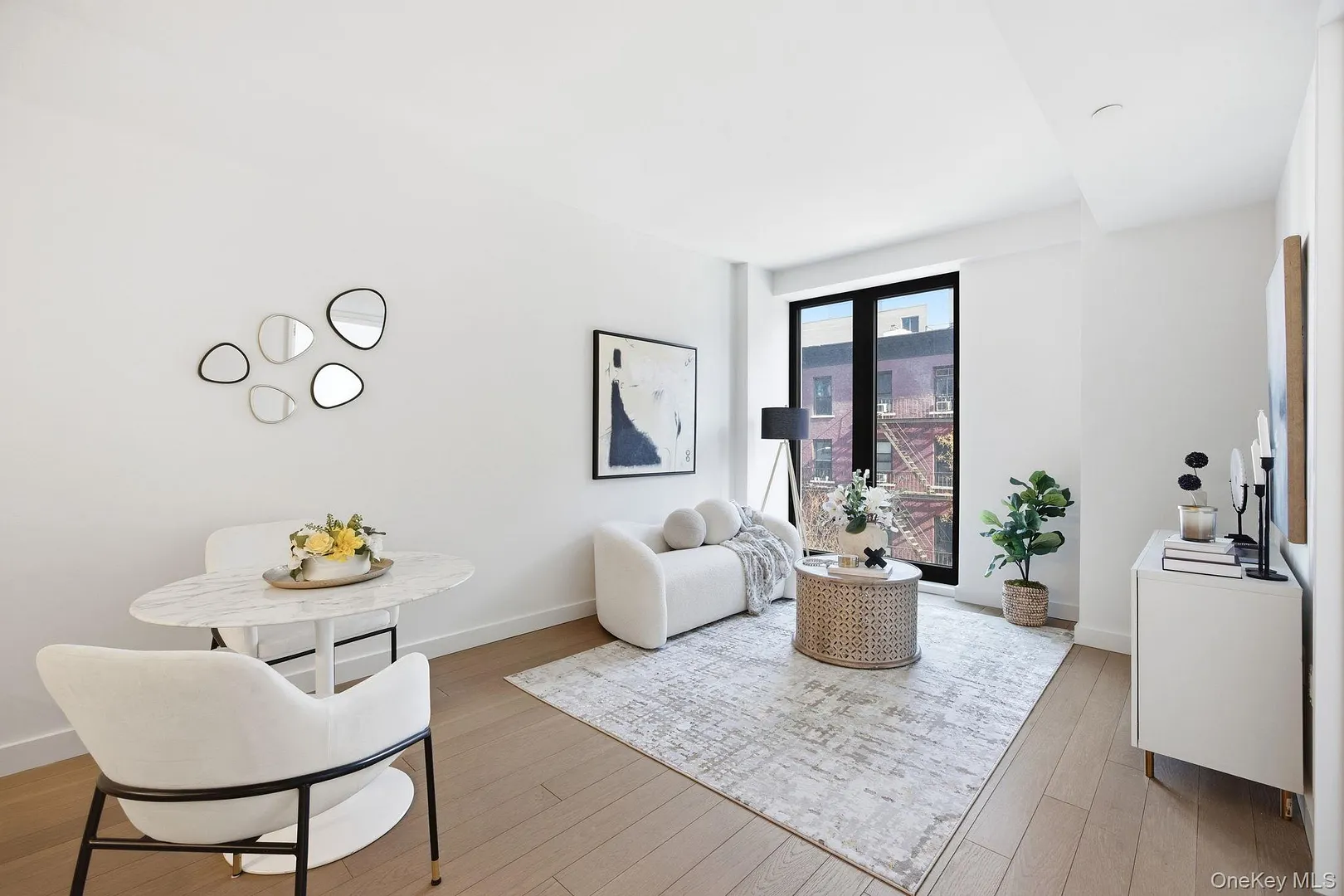 500 W 45th Street  #307 Photo 1