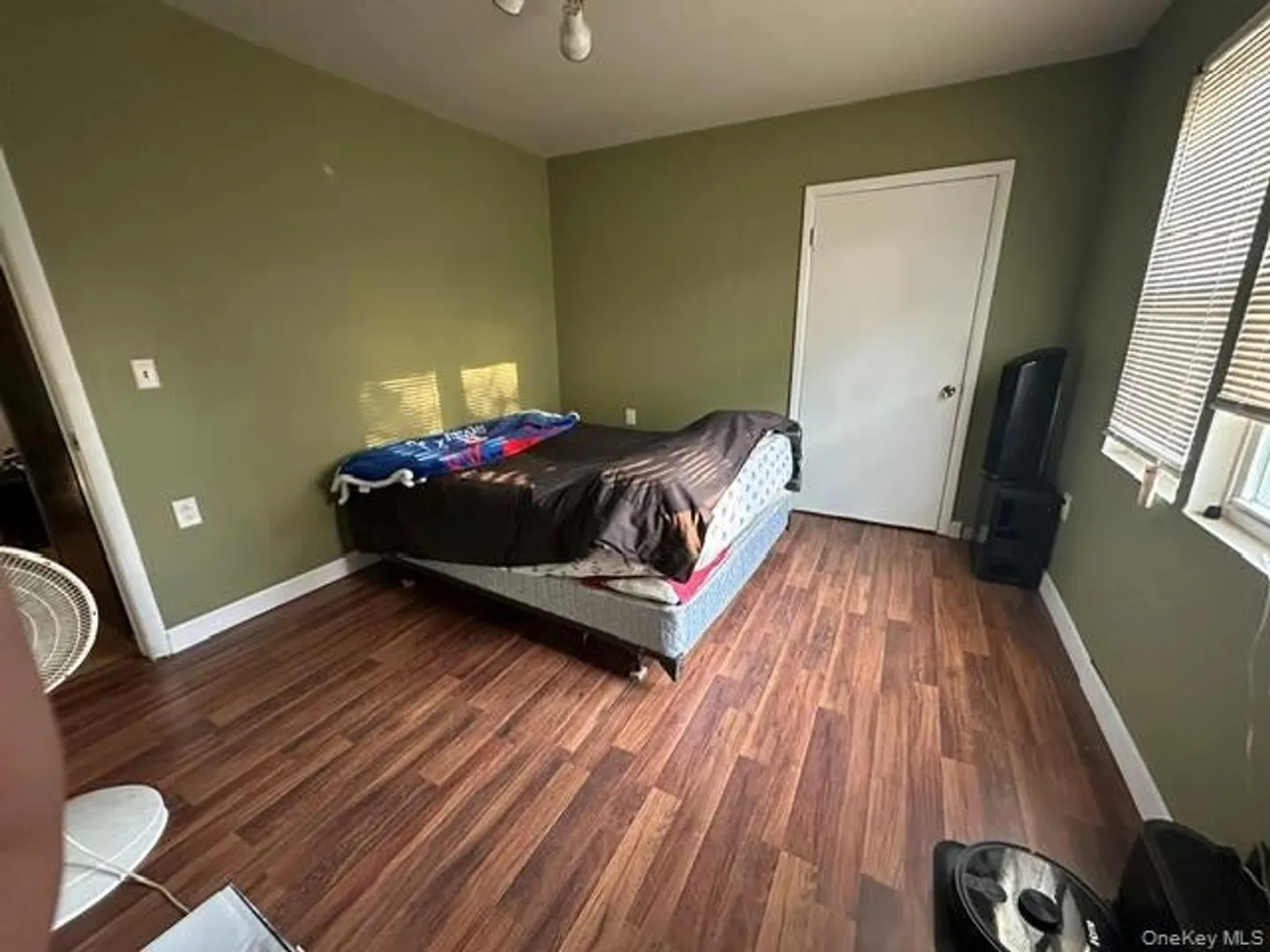 161 4th Avenue Photo 10