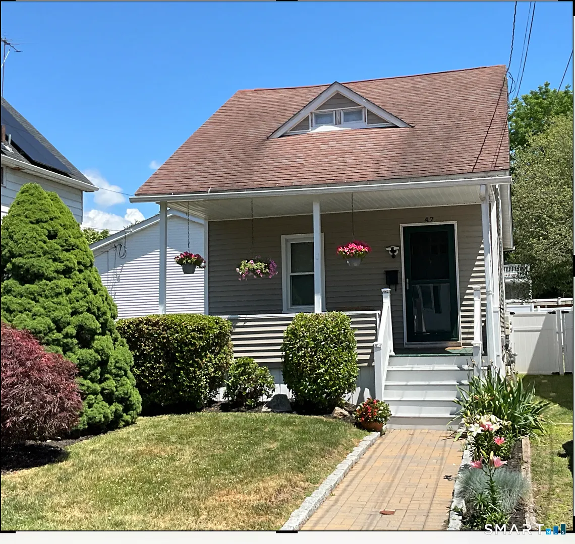 47 Annawon Avenue Photo 1
