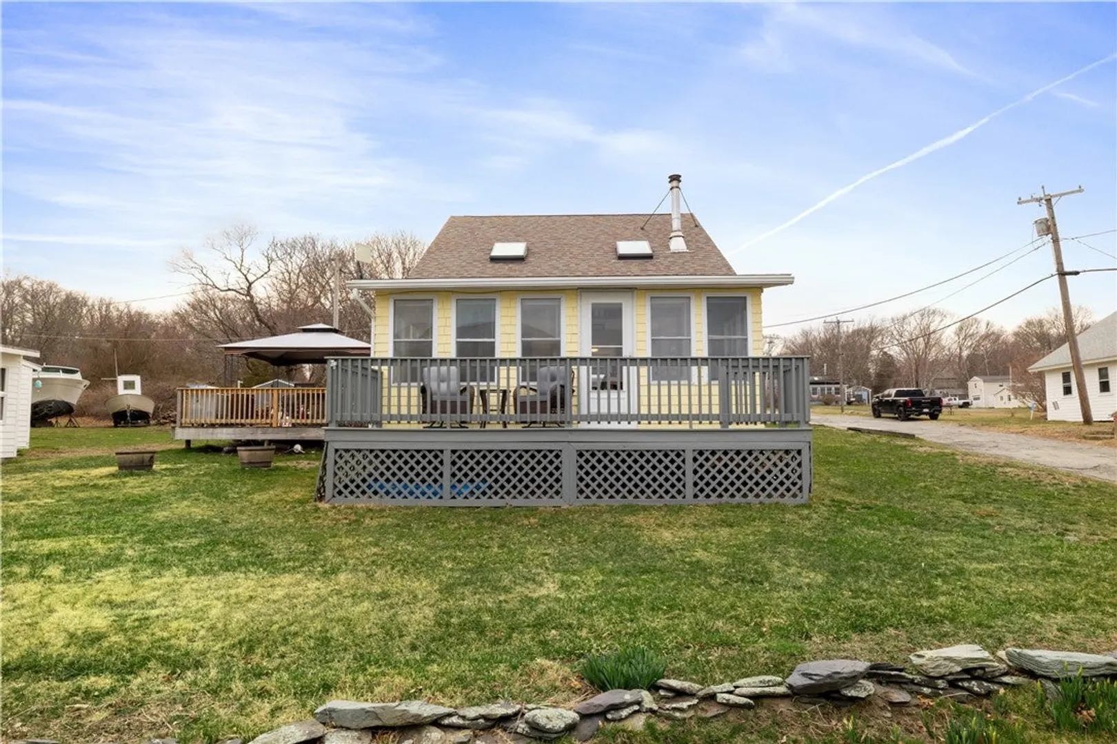 026 Pier Road Photo 2