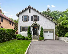 14 Fernwood Avenue