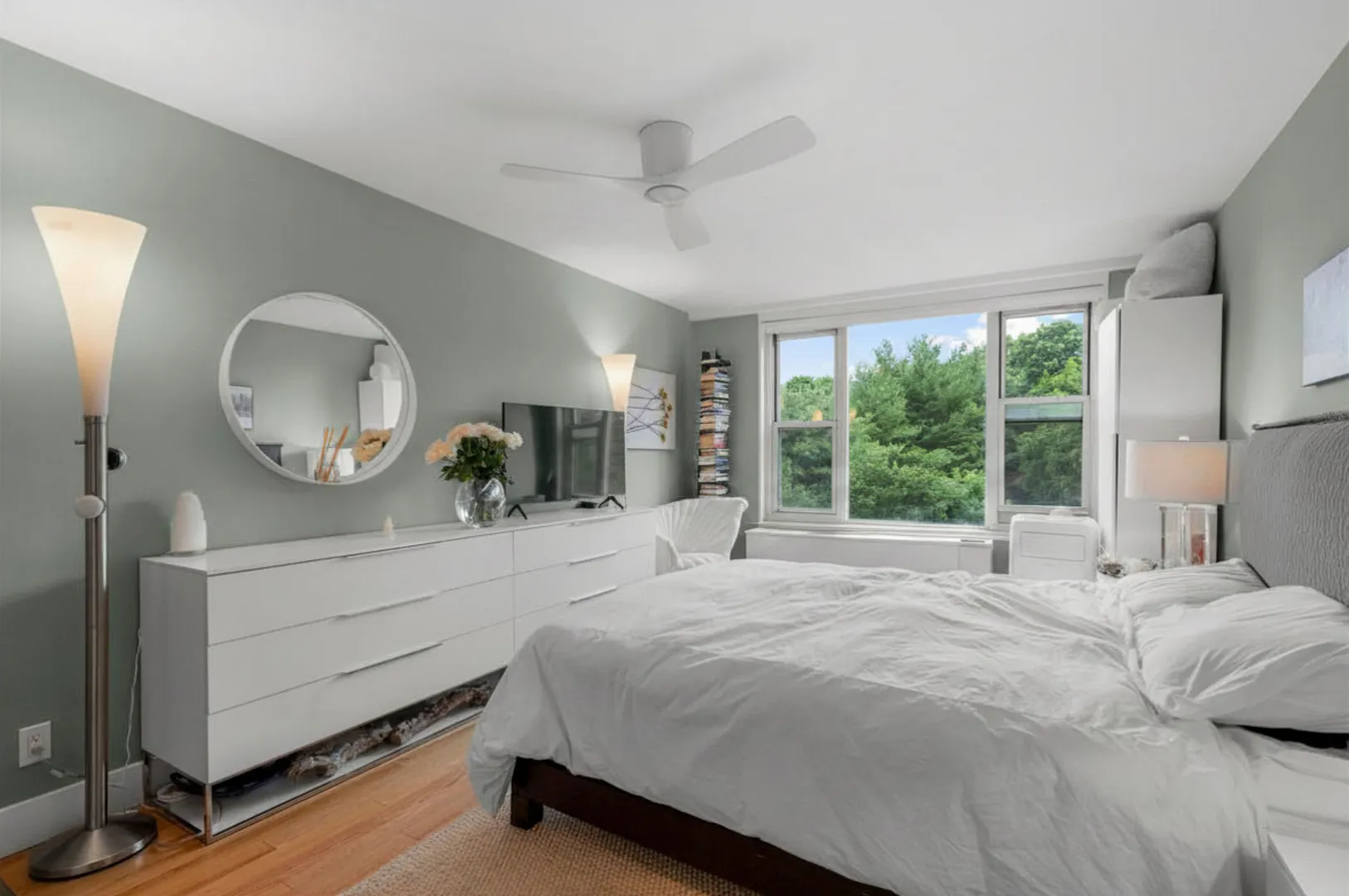 20 Old Mamaroneck Road  #7G Photo 18
