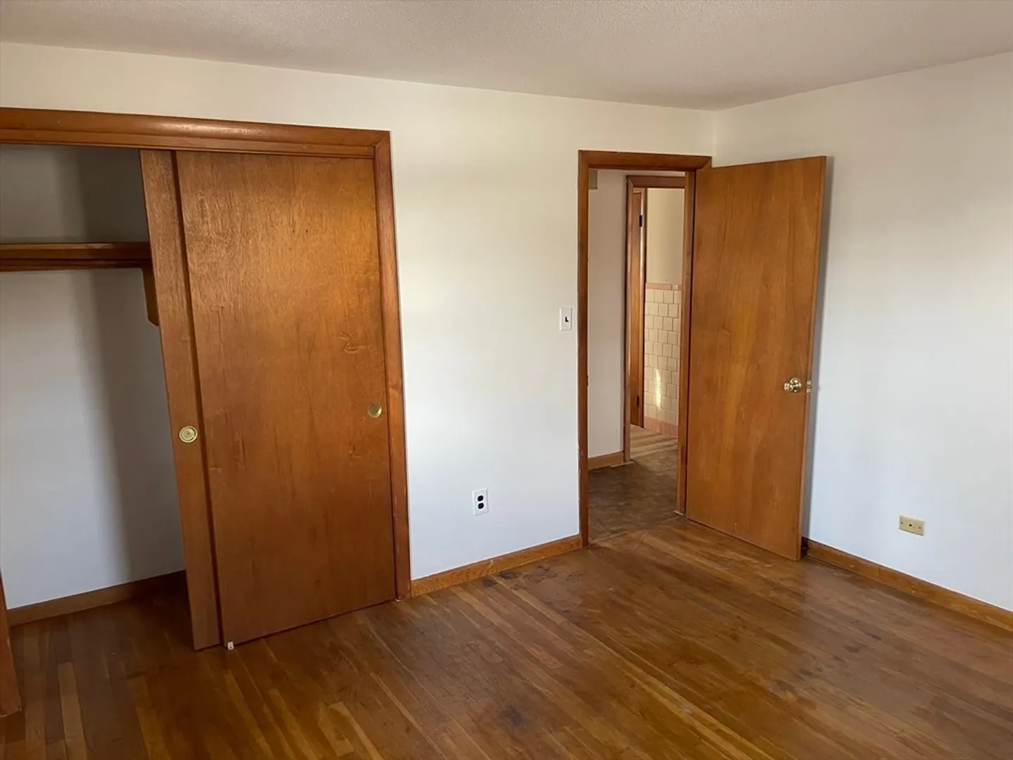 32 Mason Ave Photo 10