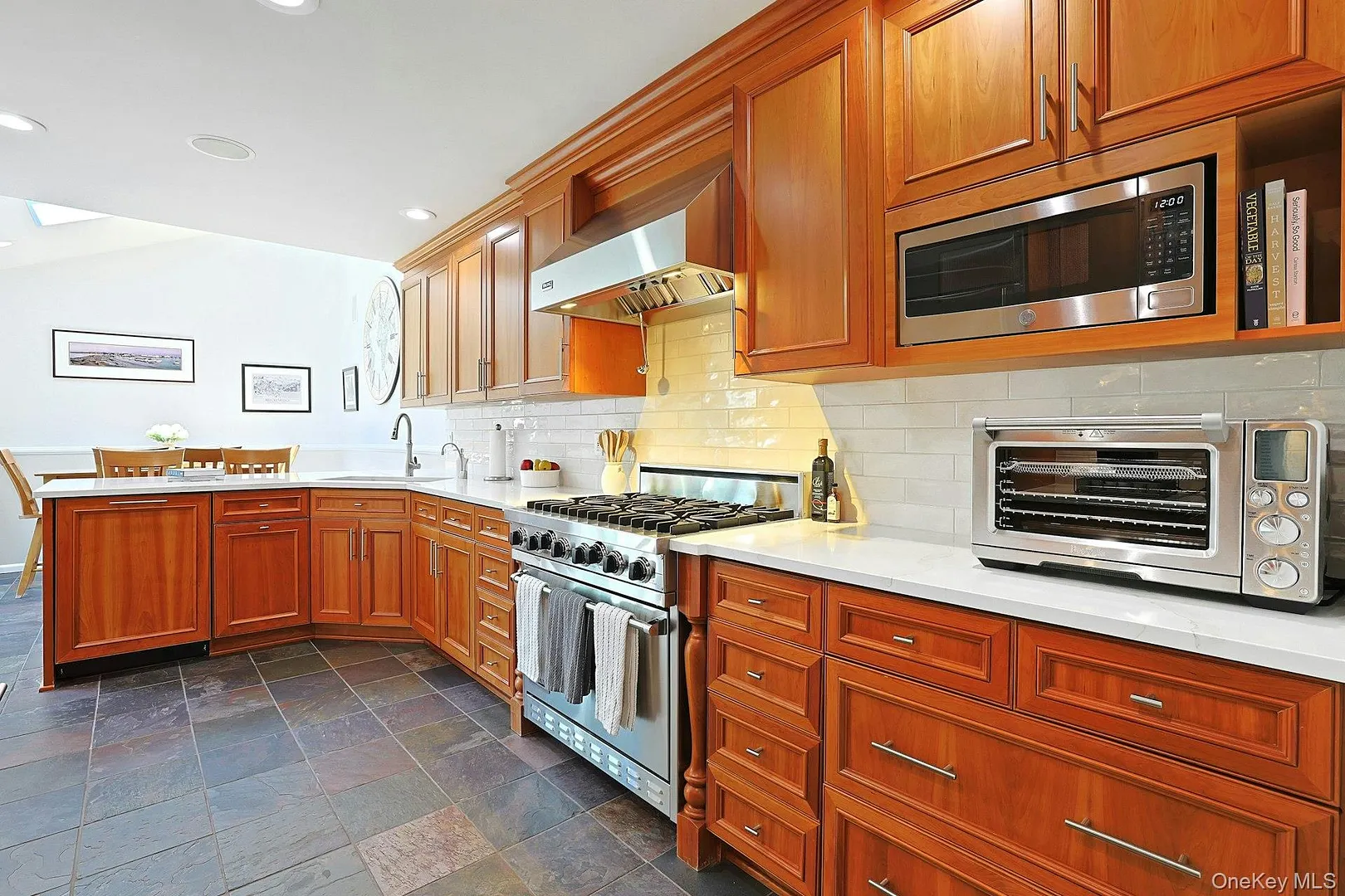 20 Robbins Road Photo 12