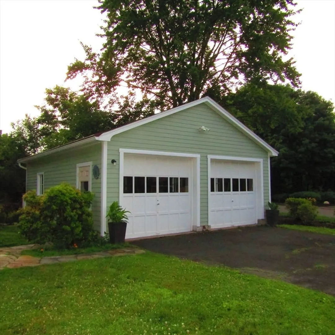 465 Spring Street Photo 3