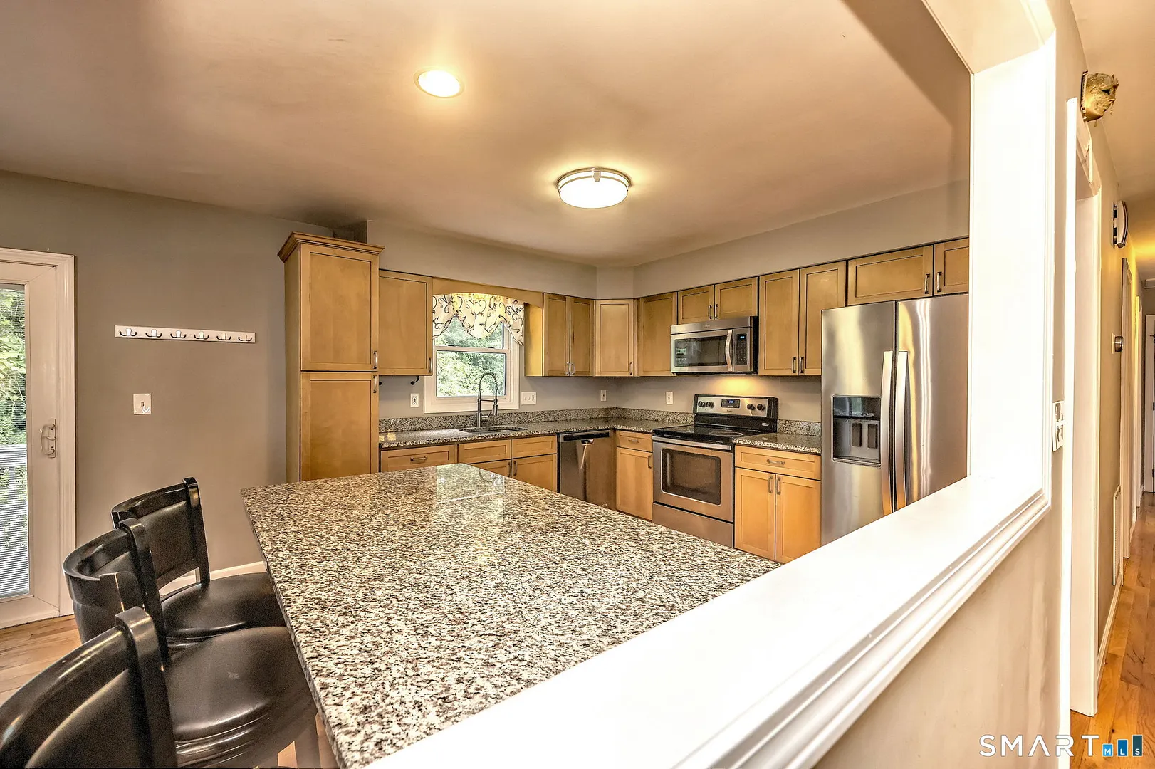 24 Farview Avenue Photo 11
