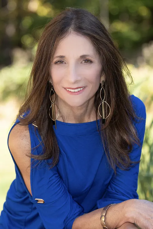 Alison Mark