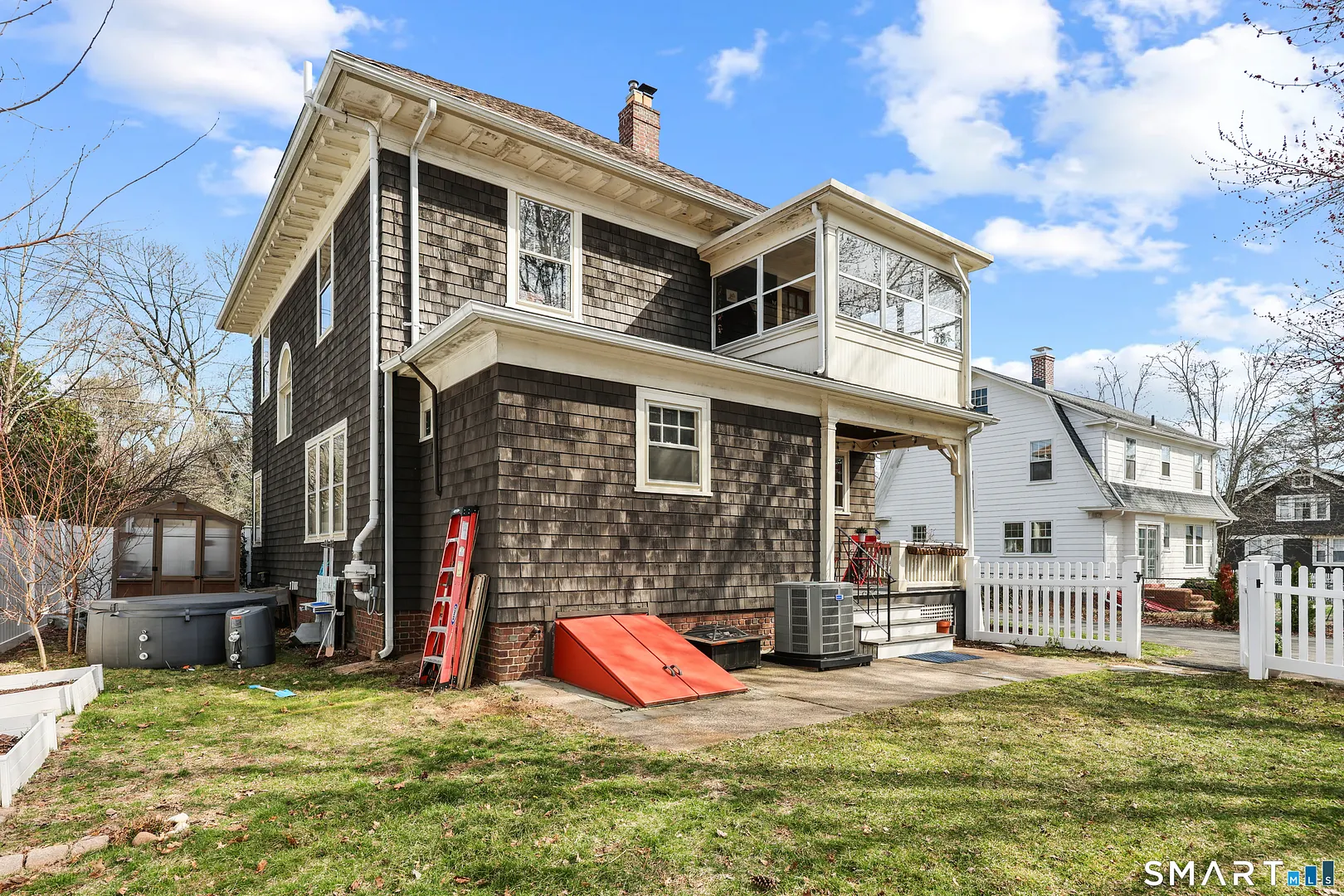 1720 Whitney Avenue Photo 32