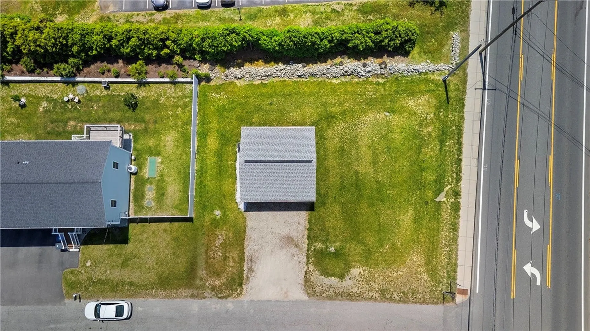 3055 East Main Road Photo 2