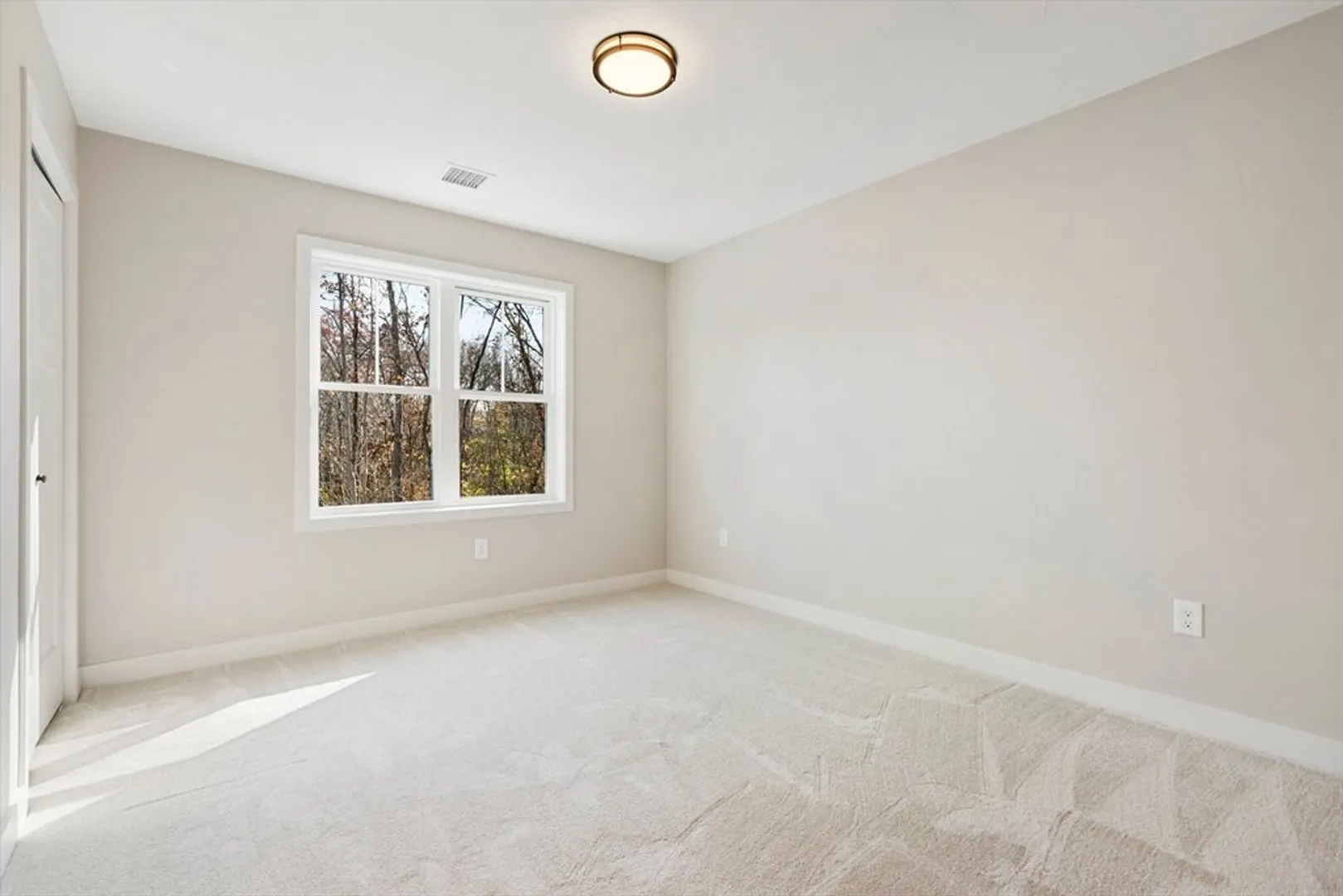 40 Filipe Way  #B Photo 26