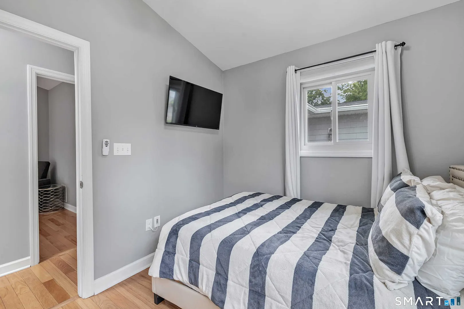 6 Norwood Terrace Photo 28