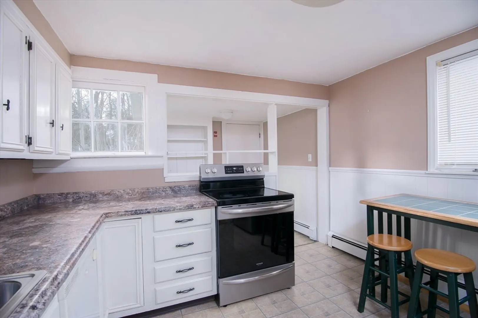 39 Bancroft St Photo 11