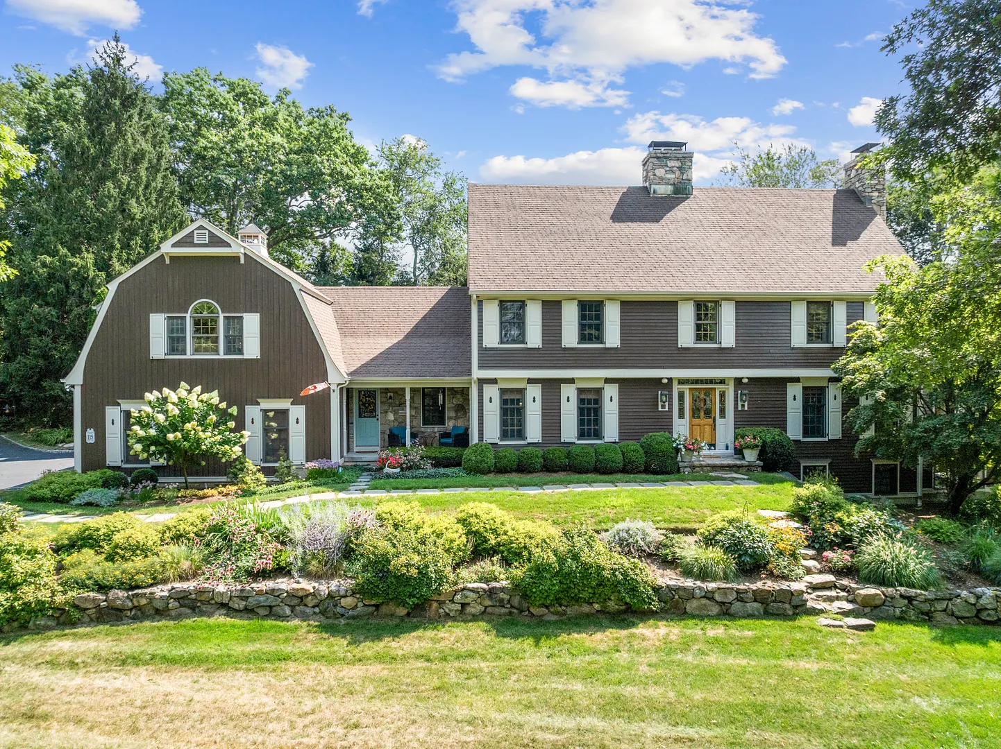 115 Davenport Farm Lane West Photo 1
