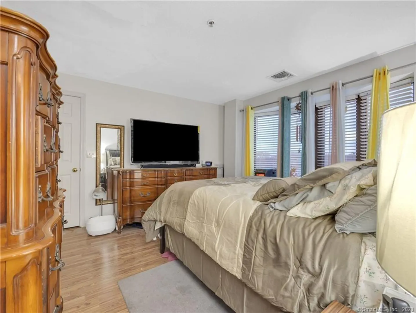 213 Franklin Avenue  #405 Photo 25
