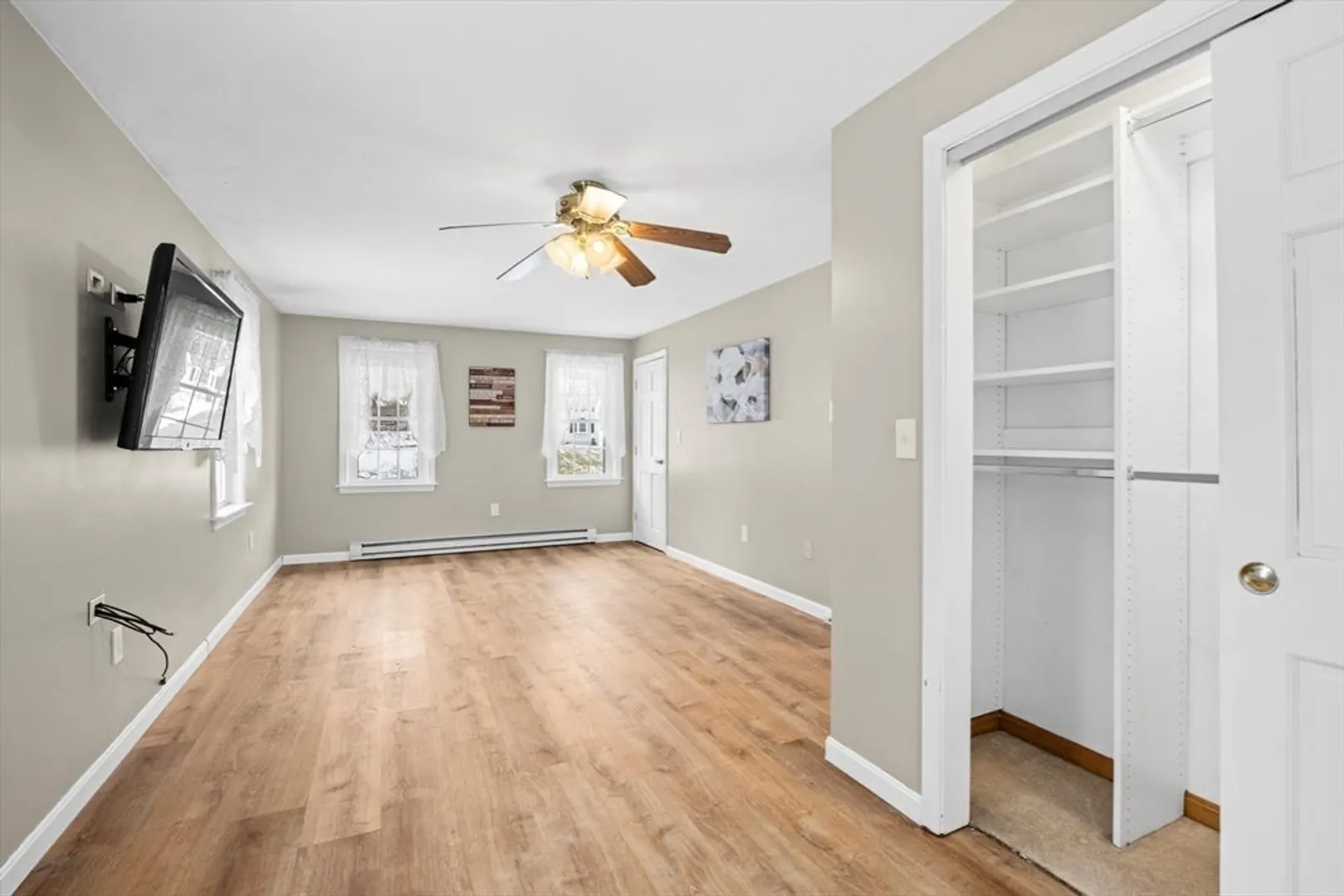 6 Guenther Drive Photo 33