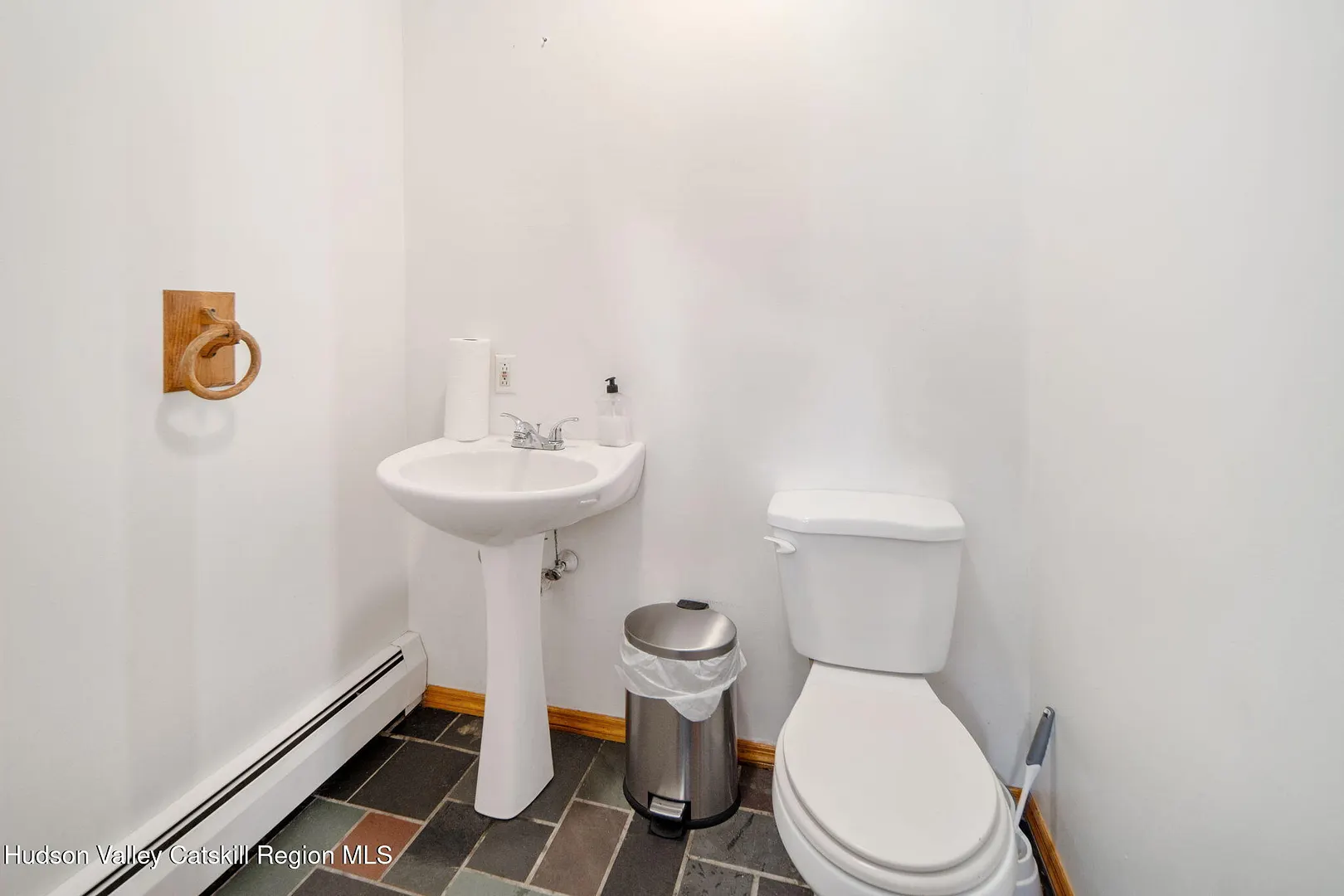530 Colby Road Photo 19