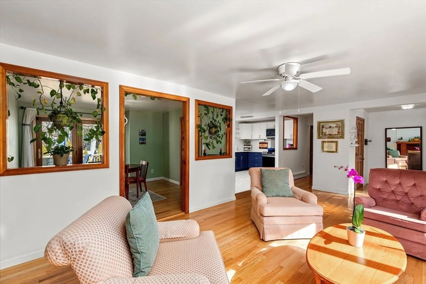 111 Reed Ave Photo 6