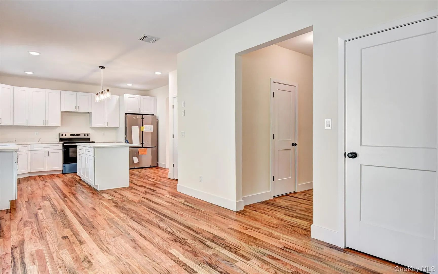 25 Tamarack Drive Photo 17