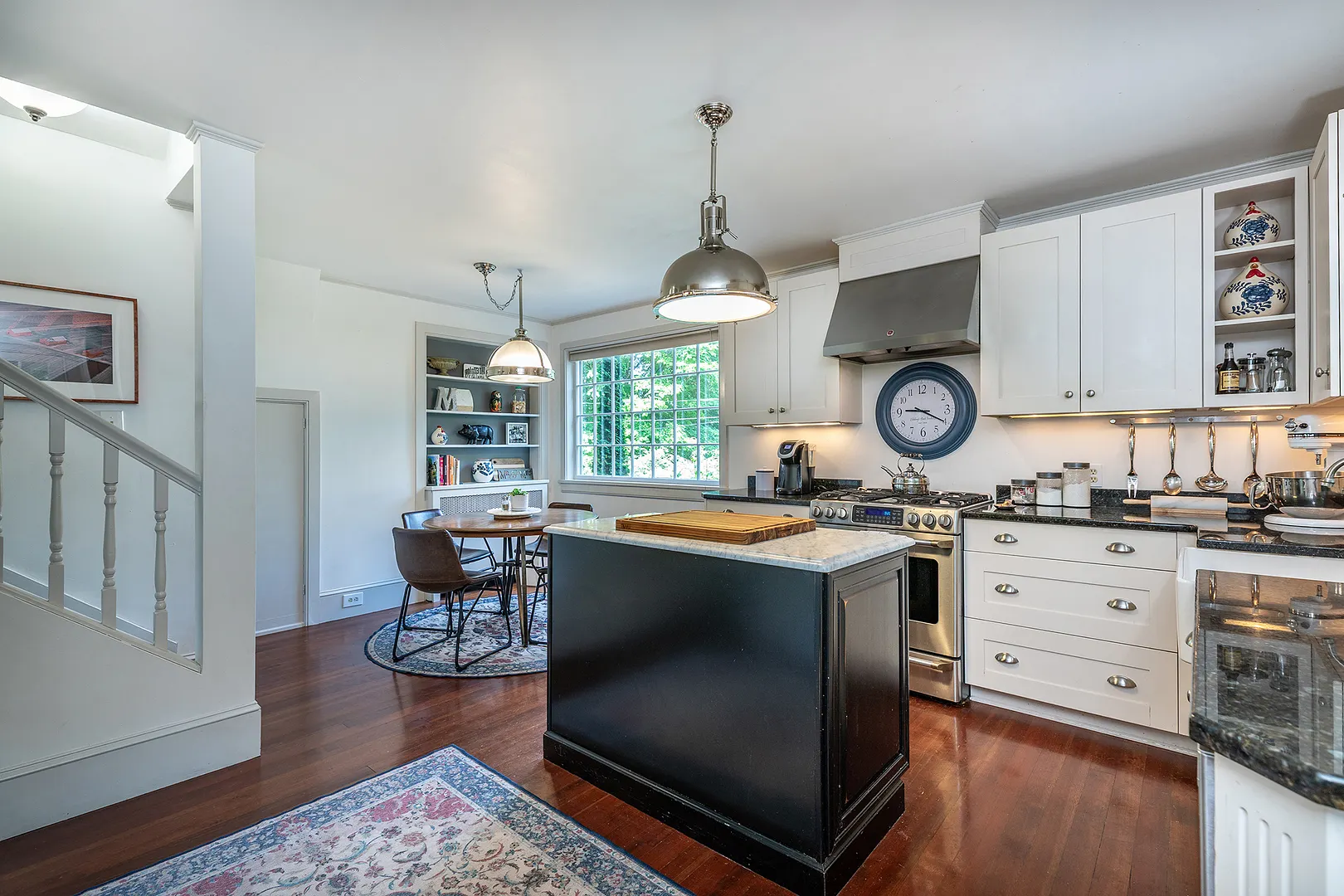 11 Pleasant Street Photo 17