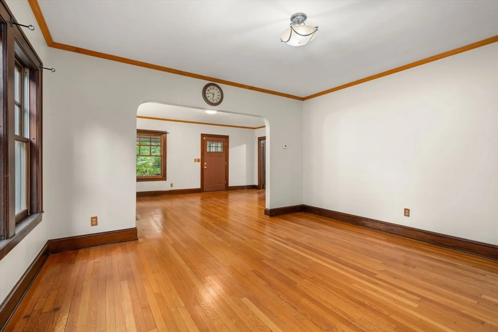 42 Harris St Photo 12