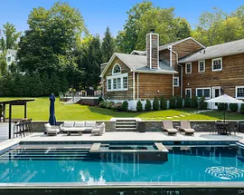 8 Seymour Place W