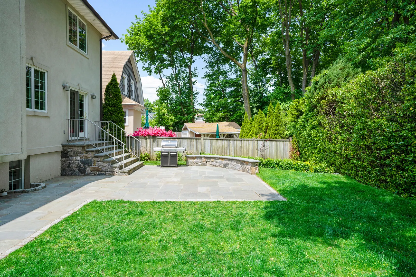 525 Carroll Avenue Photo 36