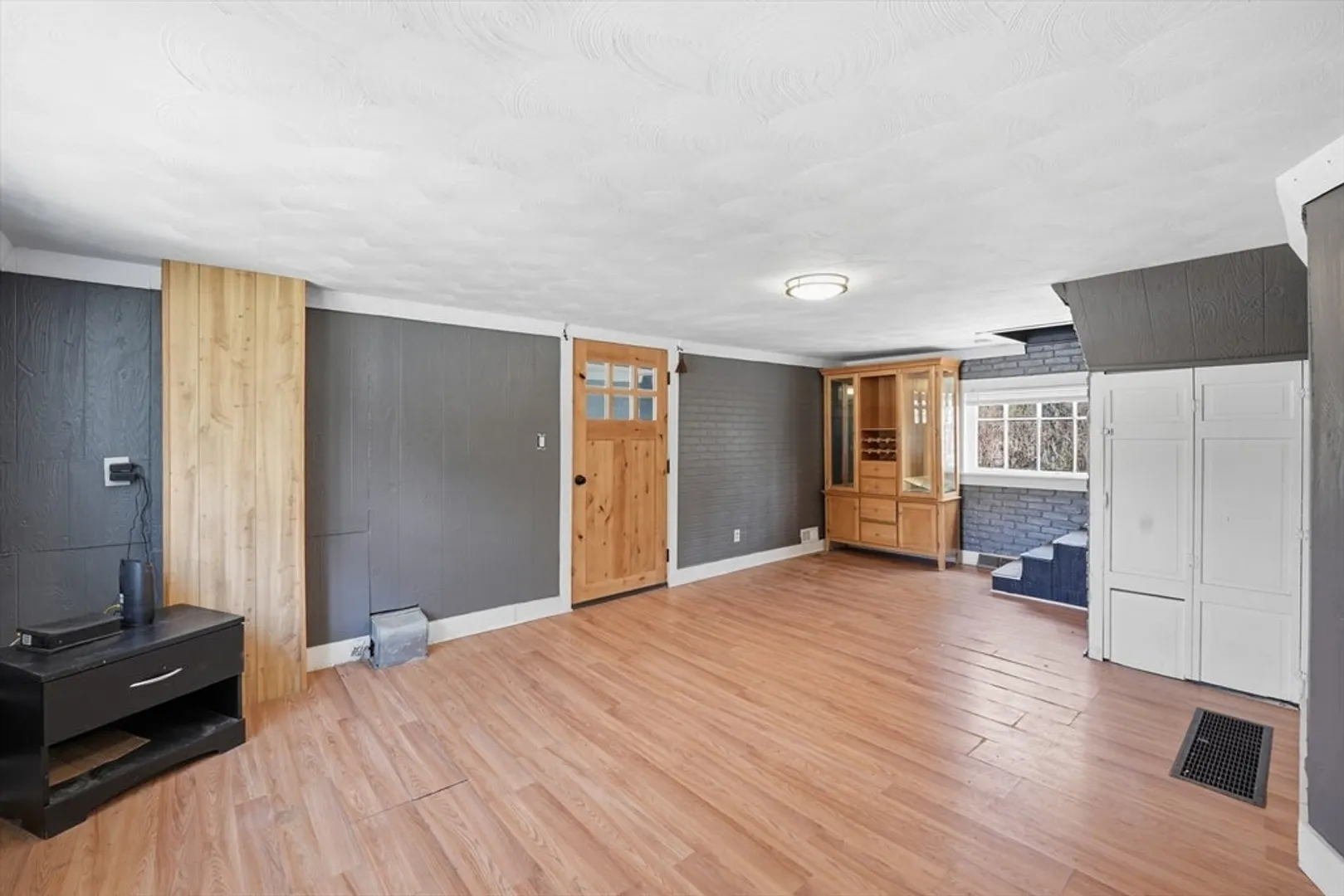 5 Torrey St Photo 5