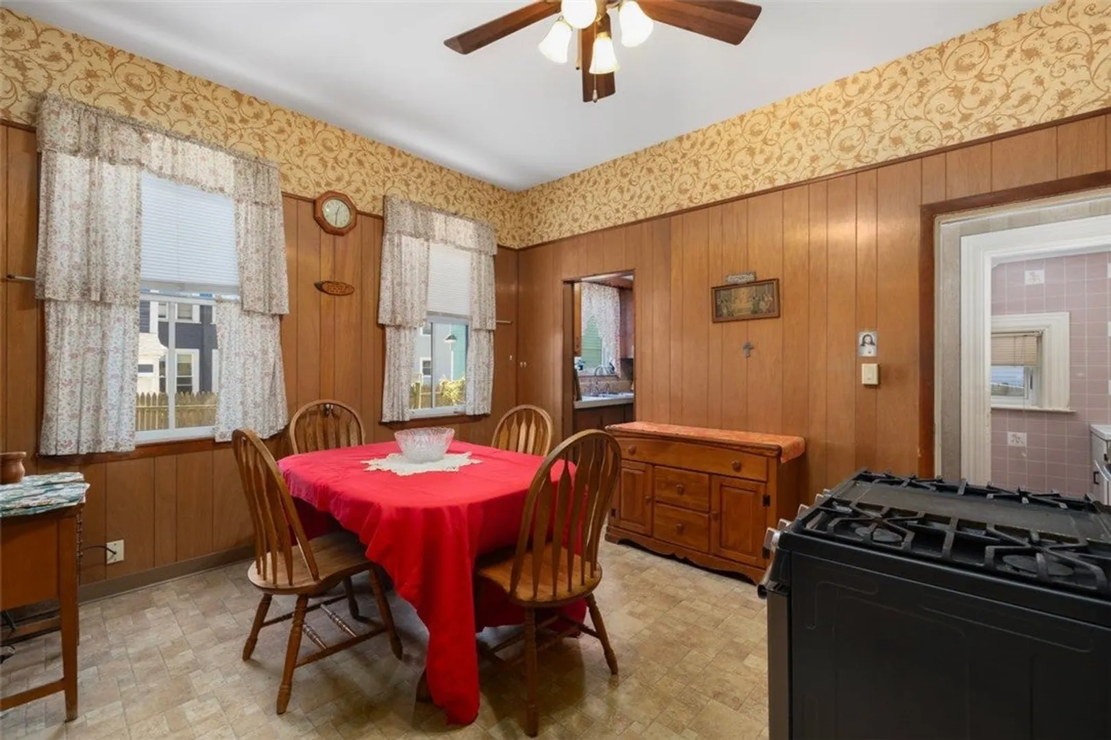 20 Bainbridge Avenue Photo 20