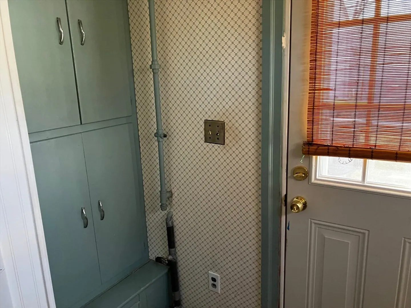 8 Ivanhoe Ave Photo 7