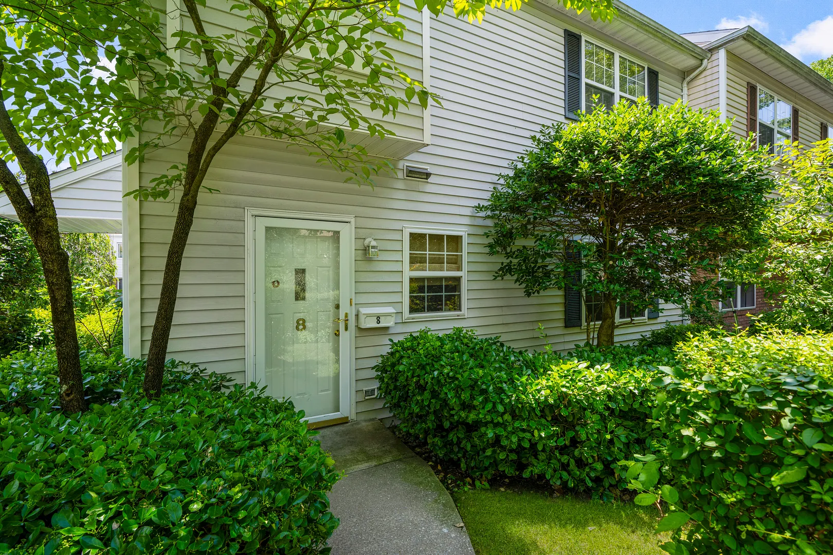 398 Cortlandt Avenue  #8 Photo 2