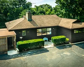 61 Soundview Avenue