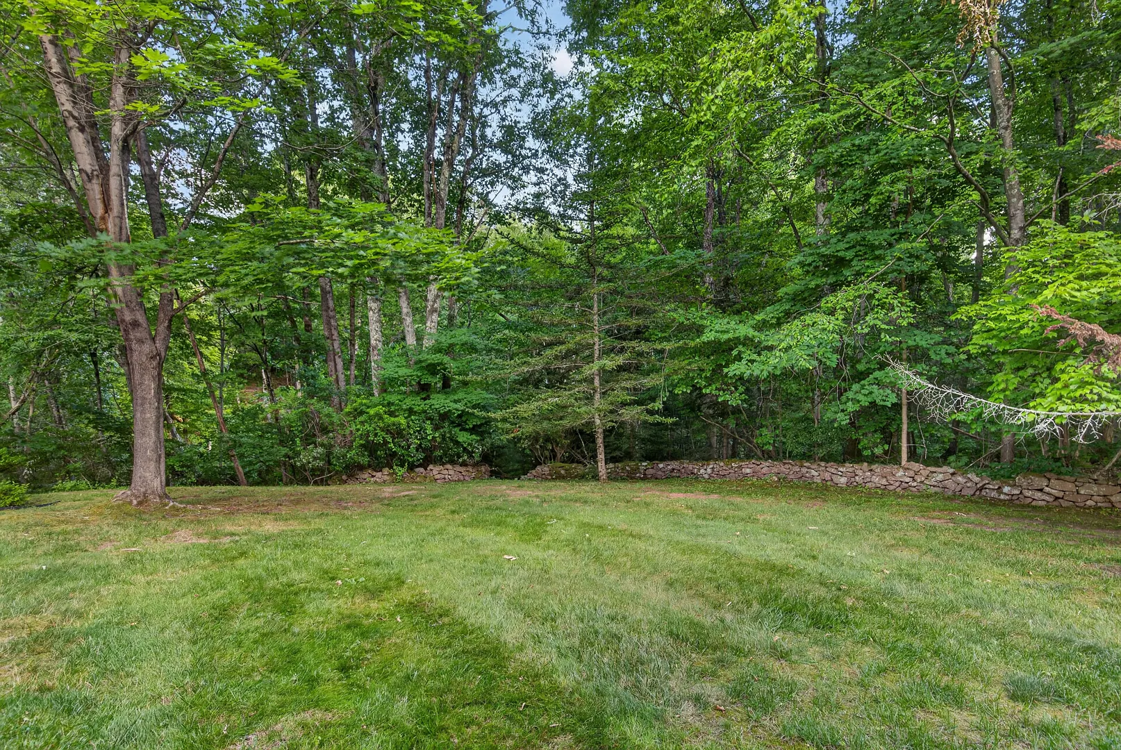 40 Eaton Woods Road #40 Photo 32