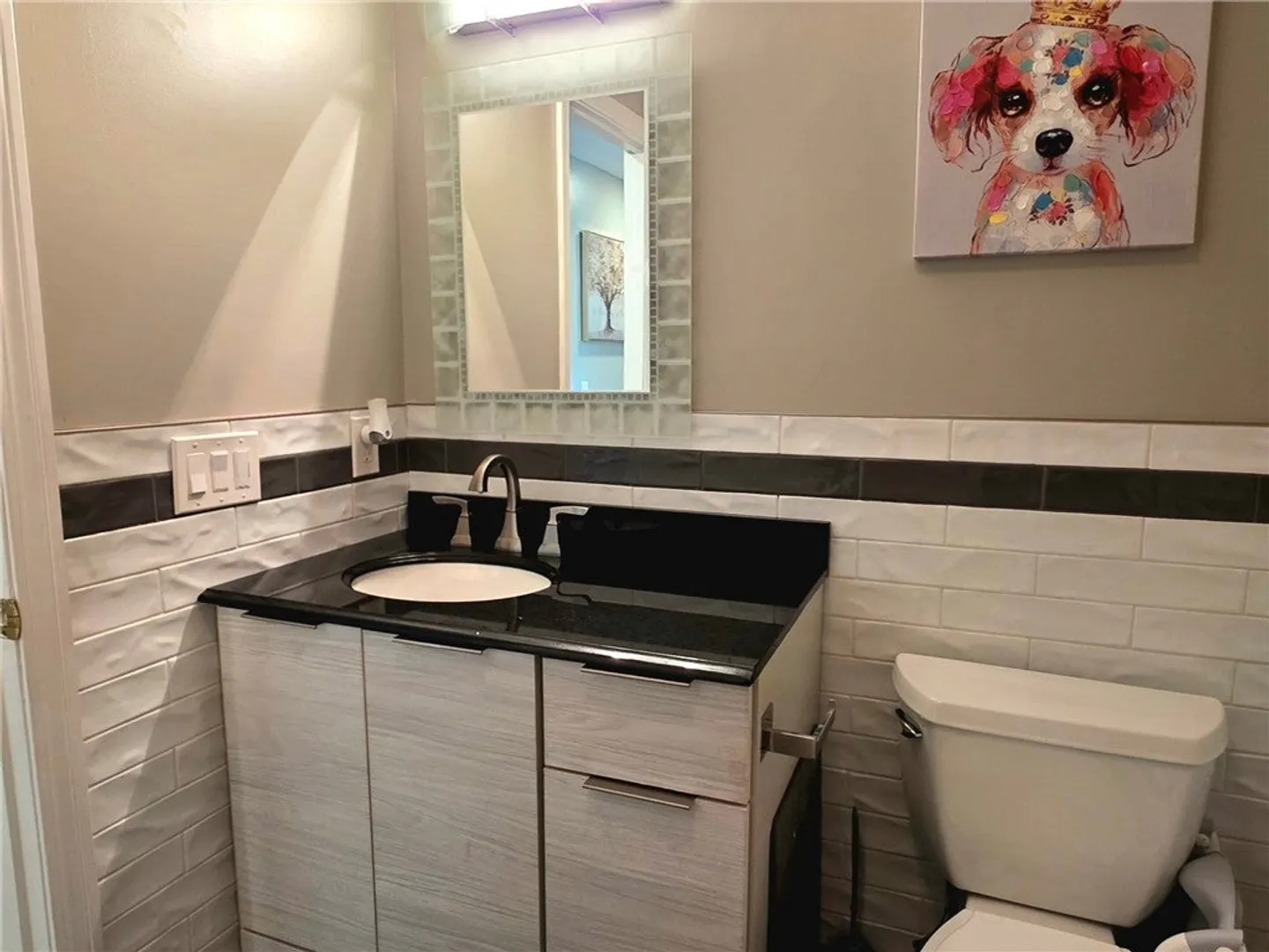 53 Herbert Street Photo 13